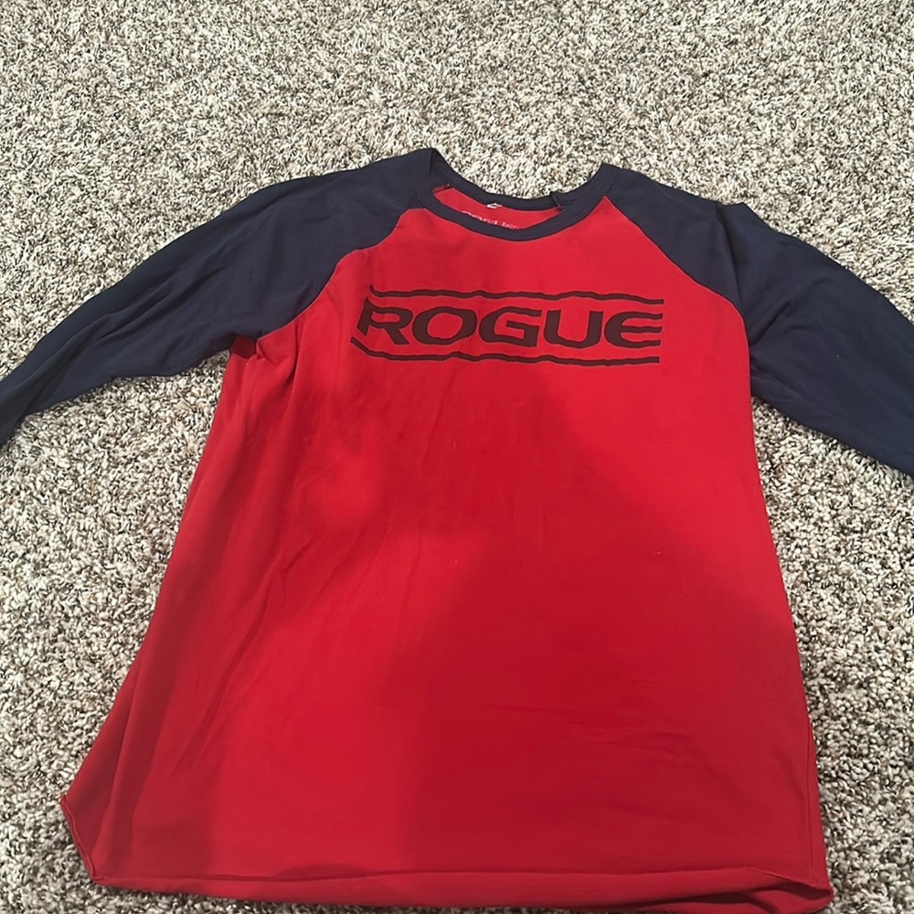 3/4 sleeve men’s medium rogue shirt